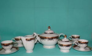 Porcelánová čajová souprava Christina-vyrobená z kvalitního Karlovarského porcelánu. 