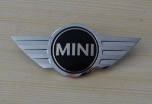 Přední znak na auto MINI
