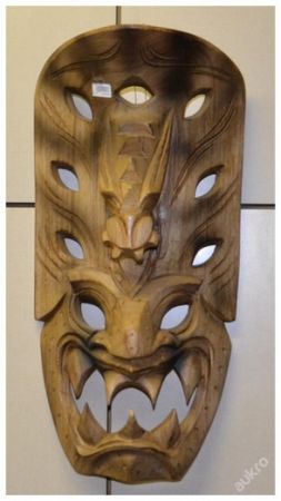 Maska-dřevo, výška 55cm.