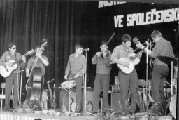 stribro_1975-1976_0046_original