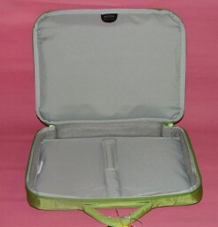 Brašna Dee SlimCase 13-14.1 zelená.