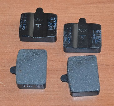 Segmenty kotoučových brzd Gamaxi pro přední nápravu 4 kusy - brzdové destičky.