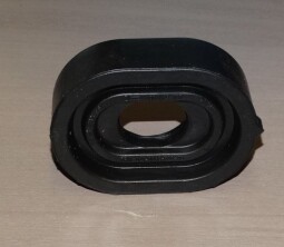 Doraz na převodovku.