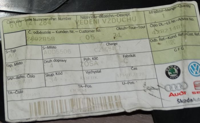 Vedení vzduchu k chladiči Pravé 6Y0121284