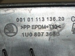 Pravá mřížka do nárazníku Škoda Octavia I Facelift (2000) - 1U0807368B