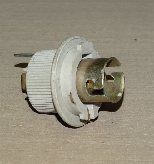 114924310 - Objímka žárovky Ba15S 