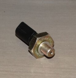 06A919081A  -  Olejový tlakový spínač