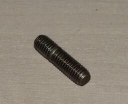 Šroub zavrtný  M8x30