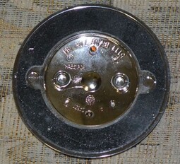 Přední Znak BMW na kapotu. Klasické provedení, průměr 80 mm s nalepovacím kroužkem. 