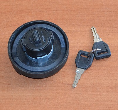 UZÁVĚR PALIVOVÉ NÁDRŽE RENAULT