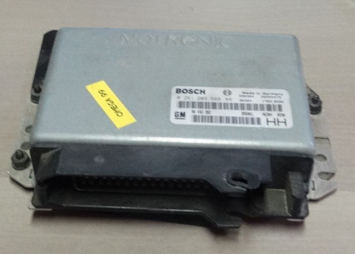 Řídící jednotka motoru Bosch pro omega 99