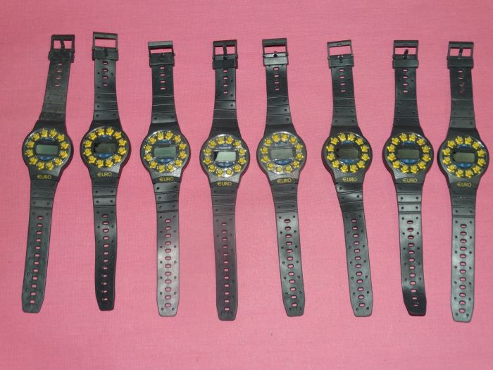 Rozprodám svoji sbírku hodinek 41. 