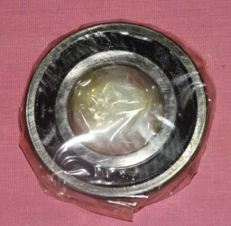 Ložisko 6208 - nerozebíratelné jednořadé. Výroba Polsko.