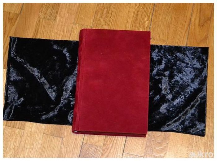 Faksimile knihy Horae principii de Rohan.Takzvané knihy hodinek, latinsky „Horae“,