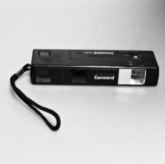 Anologový fotoaparát CONCORD 110 EF