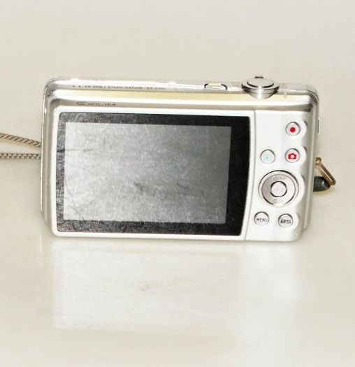 Digitální fotoaparát EXILIM