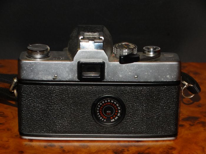 Minolta srt 303, analogový fotoaparát