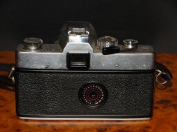 Minolta srt 303, analogový fotoaparát