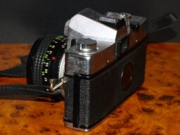 Minolta srt 303, analogový fotoaparát