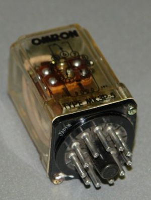 relé OMRON MK3P-5 48V DC 3P